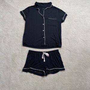 Stars Above Black and White Pajama Set with Classic Style